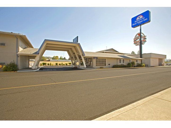 Rosewood Inn & Suites Roseburg Exteriér fotografie